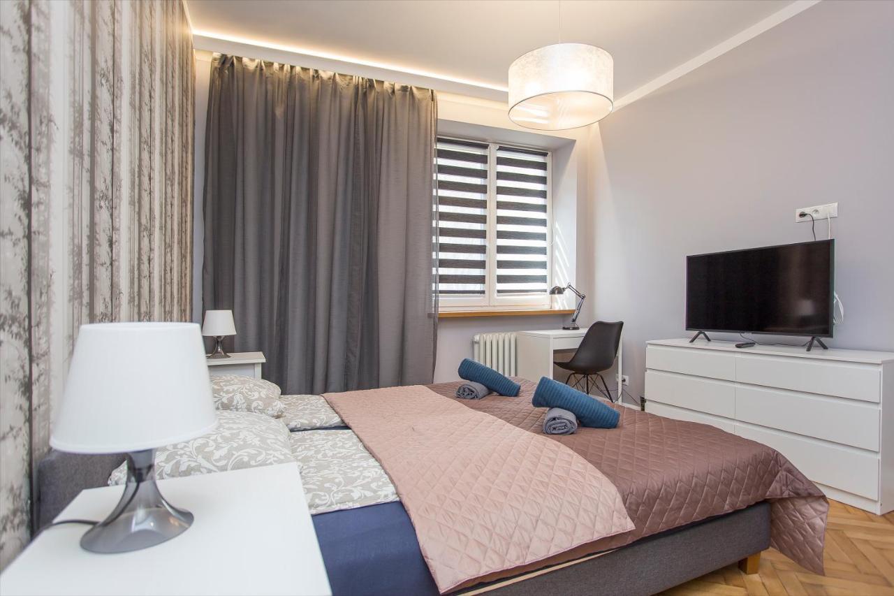 Urban Jungle Apartment In The Heart Of The City Białystok Exterior foto